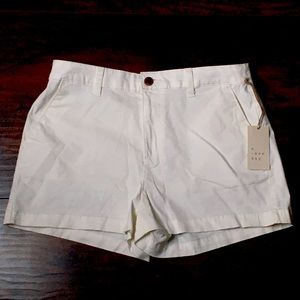 A New Day White Shorts NWT size 10